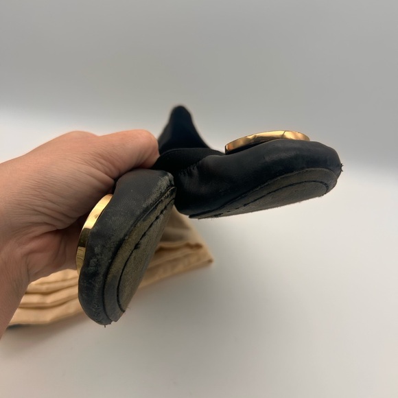 Tory Burch Caroline Black Leather Flats with Gold Emblem size 8 dustbag - Picture 8 of 8